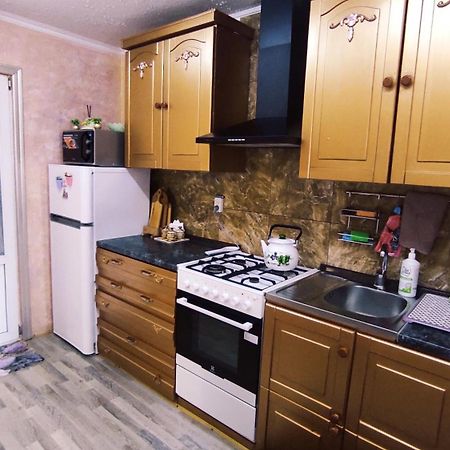 Міні Квартал Otel Yahotyn Dış mekan fotoğraf