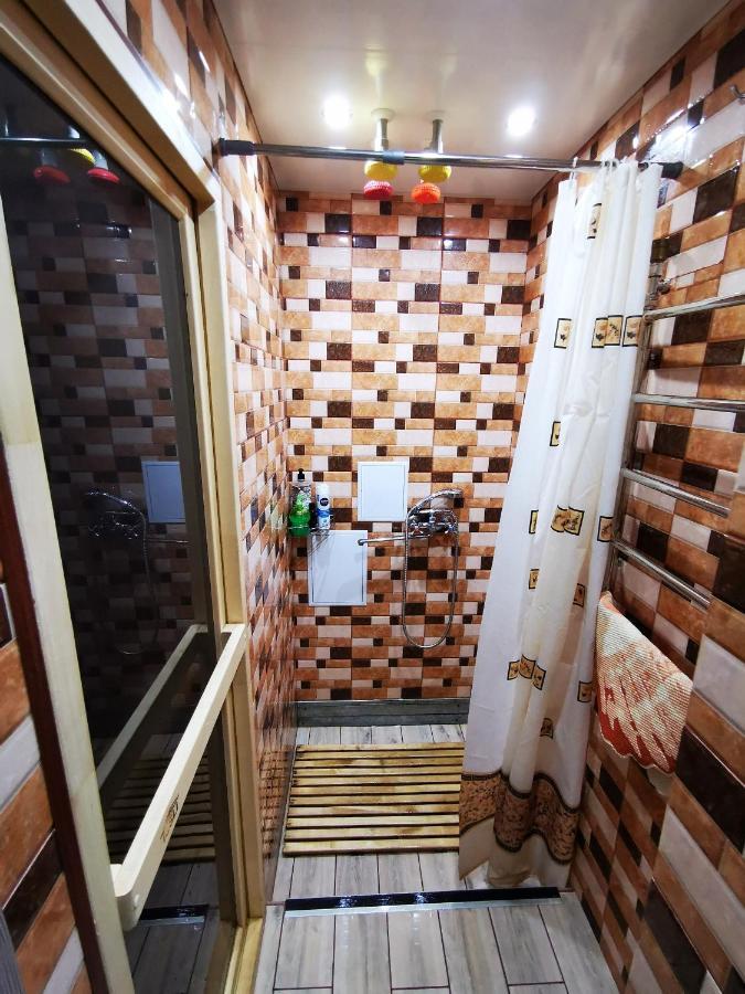 Міні Квартал Otel Yahotyn Dış mekan fotoğraf